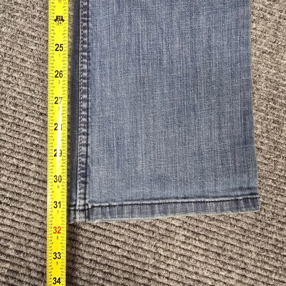 Levi's 524 Low Rise Bootcut Jeans Womens 27x32 Medium Wash Stretch - Picture 8 of 9